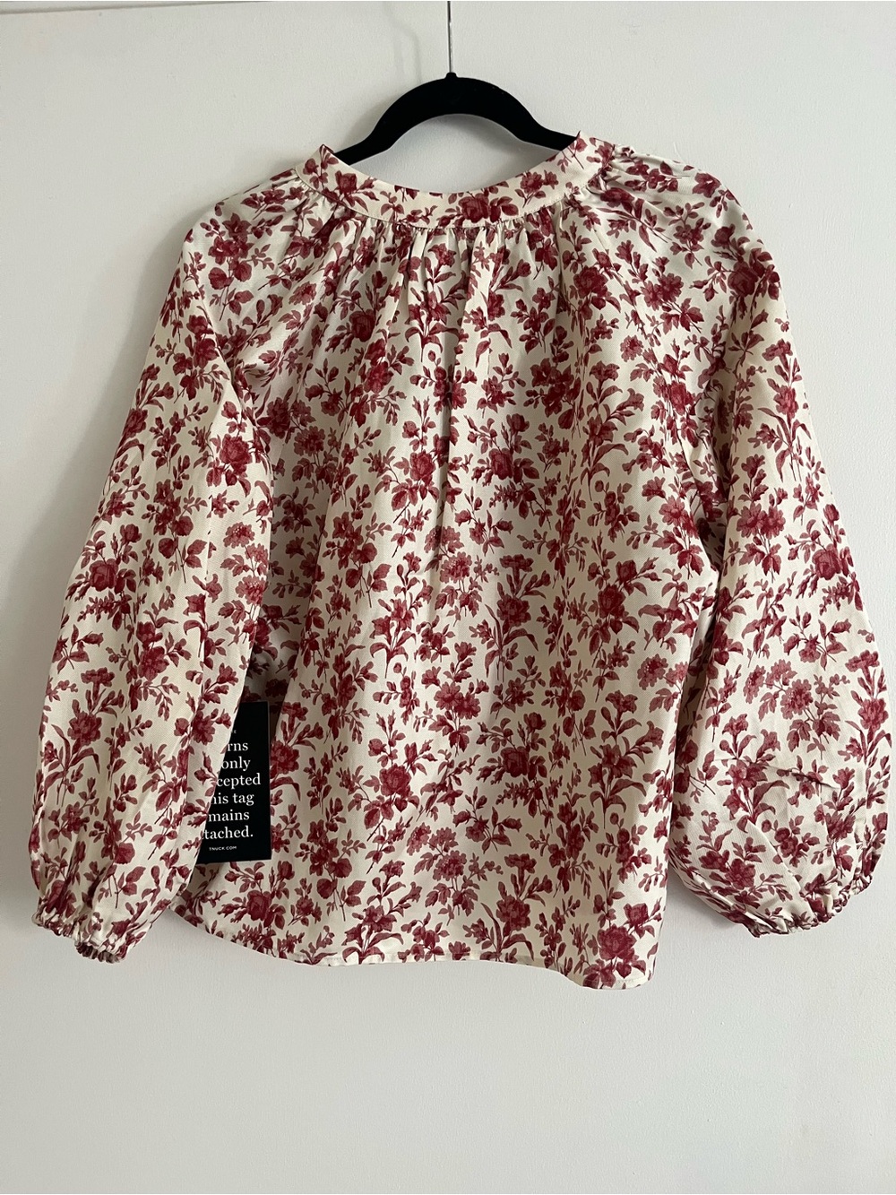 NWT tuckernuck sawyer pomegranate blouse - Picture 5 of 5